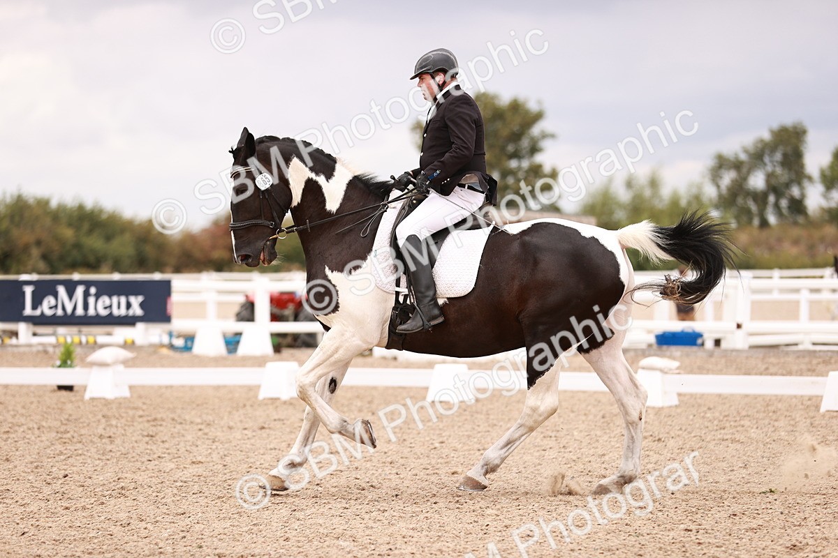 SBM_06402 - Class 37 - Novice 5