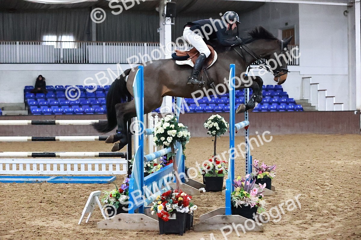SBM_001601 - Class 5 - Senior Foxhunter 1.20m