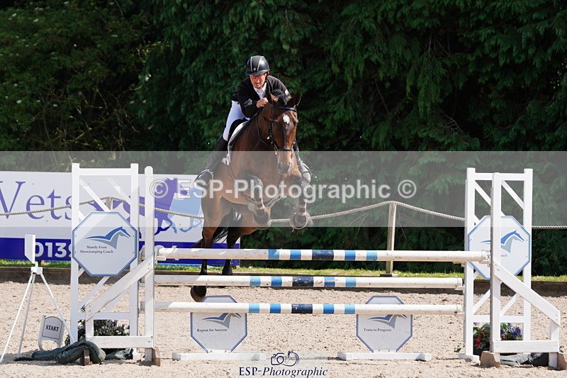 250615A-162054-11989 - Class 49 1m 05 Amateur Qualifier Snr 1m 05