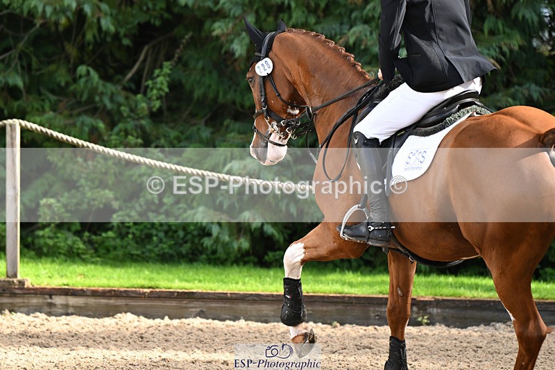 241025-125220-07785 - 228-Callum.Banfield-JIN.VAN.DE.DOELVELDEN.Z