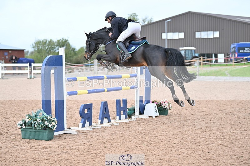 231013A-140418-02566 - Cls 9 Foxhunter & 1.20m Open