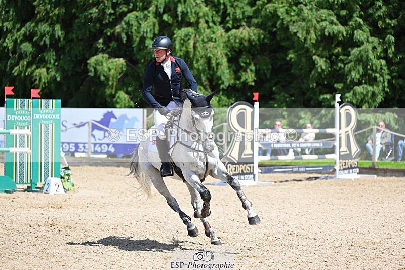 240525-133159-15404 - 433-EN_TARO_DES_VERNIER-Oliver_Townend