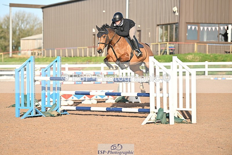 231210A-134255-02658 - Cls 20 Newcomers & 1.10m Open