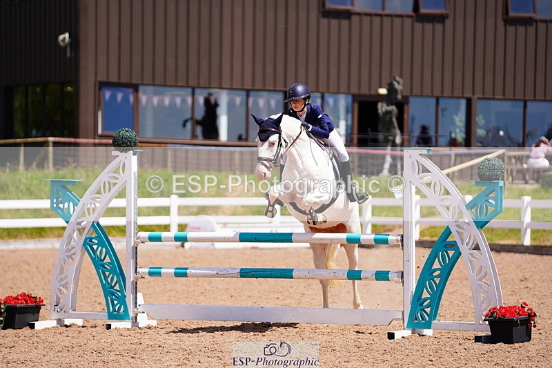 240629A-122320-05308 - Cls 18 Newcomers and 1m Open