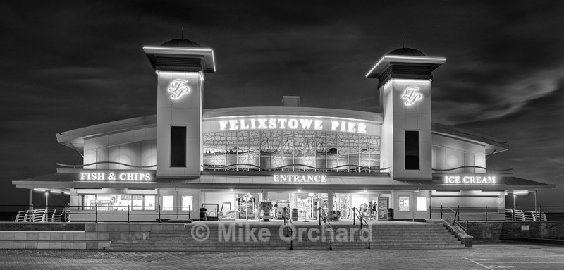 Felixstowe Pier_ Night Shot - BW - Seascapes