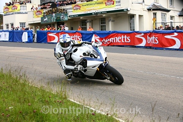  - Senior Race - TT 2010