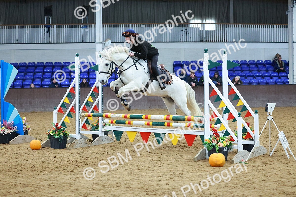 SBM_003174 - Class 4 - Pairs