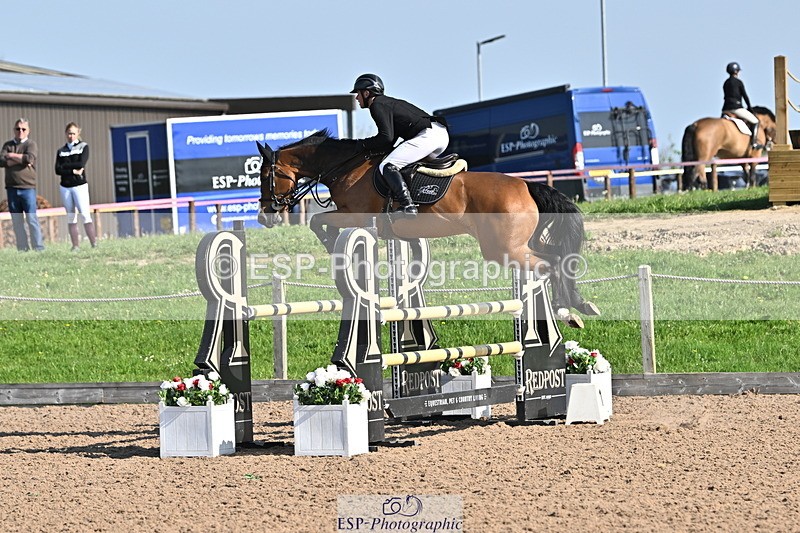 240509A-091259-00477 - Cls 8 Foxhunter