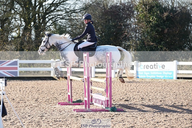 251130-112545-01064 - Cls 5 Pony Discovery & 90cm Open