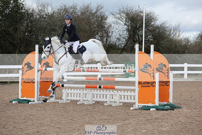 240211A-132335-03085 - Cls 9+10 Junior 1.15m, 1.20m and 1.25m