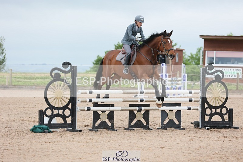 250524-092837-03804 - Cls 13  A&B 1.05m & 1.10m open