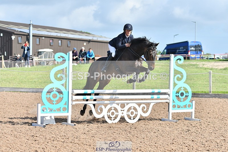 240609A-090509-03211 - Cls 15 Snr British Novice and 90cm Open