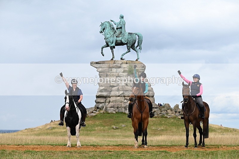 DSC_7869 - Time at Statue 13:16 to 13:52