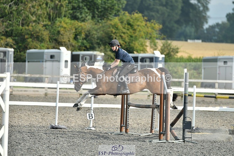 230817-093239-00199 - Theo's 1st Group - Arena