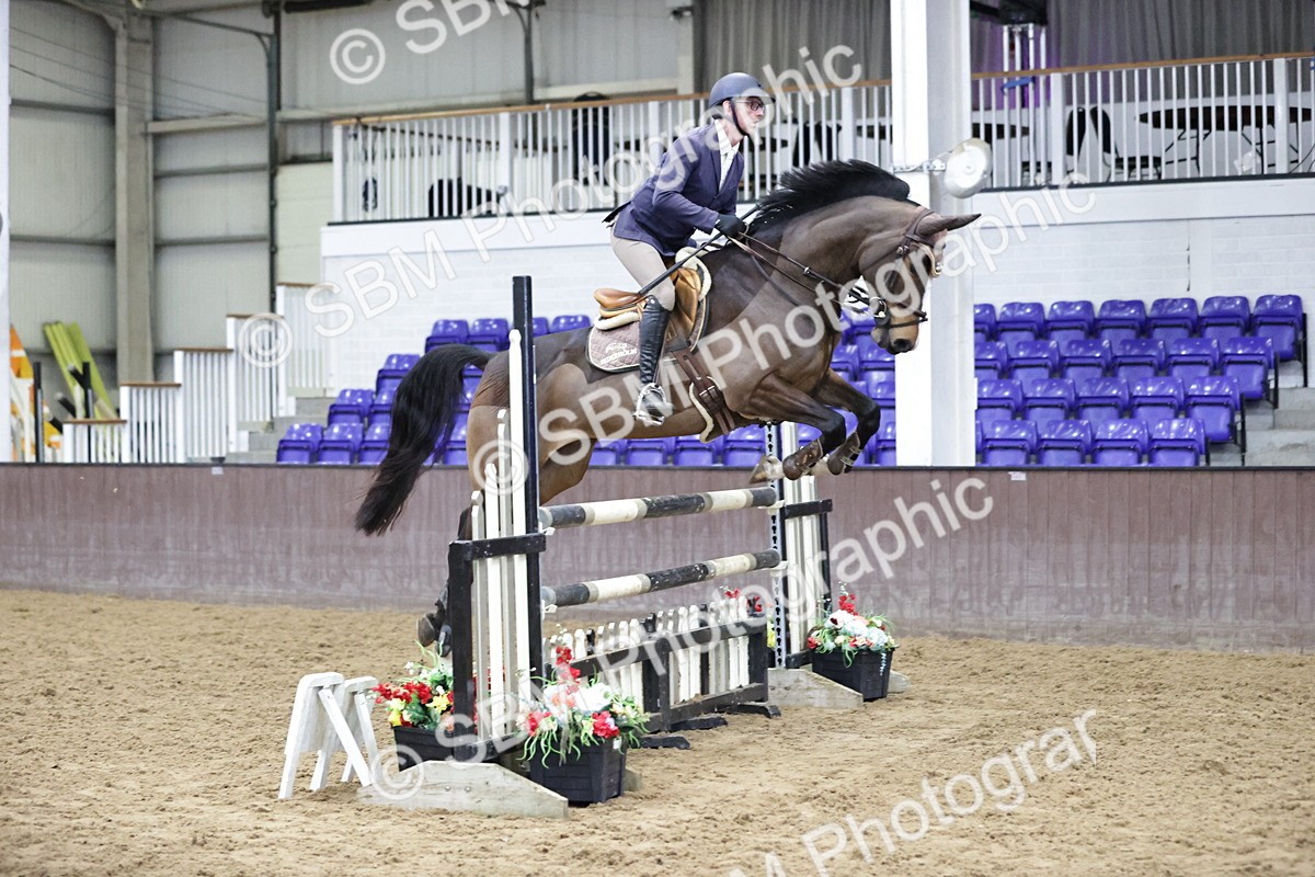 SBM_001472 - Class 4 - Senior Newcomers/ 1.10m Open