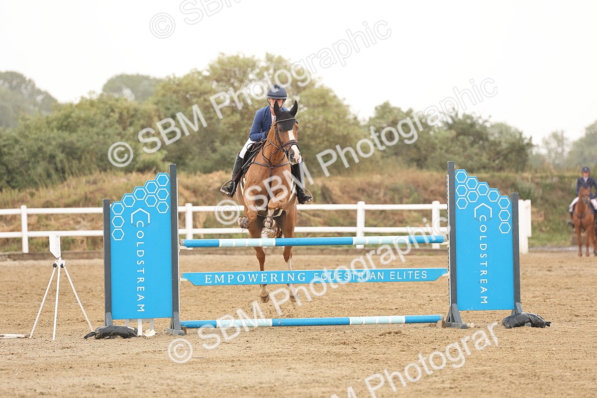 SBM_024103 - Class 6 - Senior Newcomers 1.10m