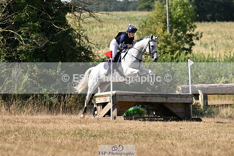 250824A-145926-38648 - 2128-Emily.Jones-Chesham.Rose