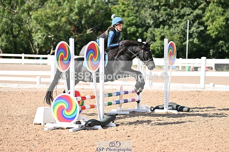 250821B-155352-00634 - Group B - Danielle