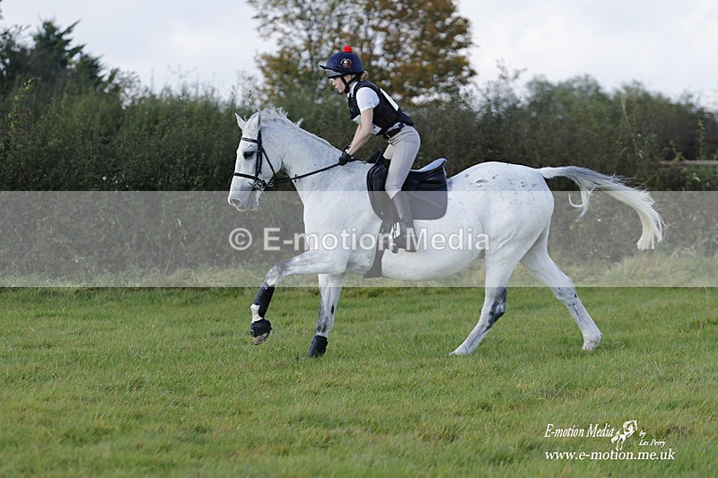  WWHT 171021 3975 - Open (1.00m)  17/10/21