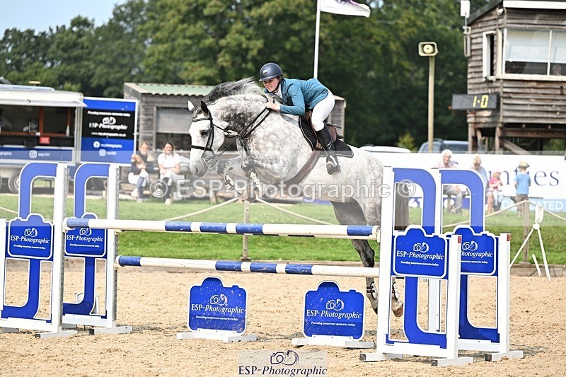 240818-151015-05108 - Cls 12A Snr Foxhunter & 1.20m Open