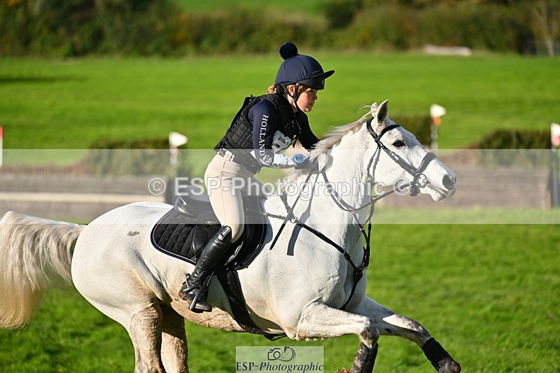 251025A-152255-21425 - G-565-Katie.Maddox