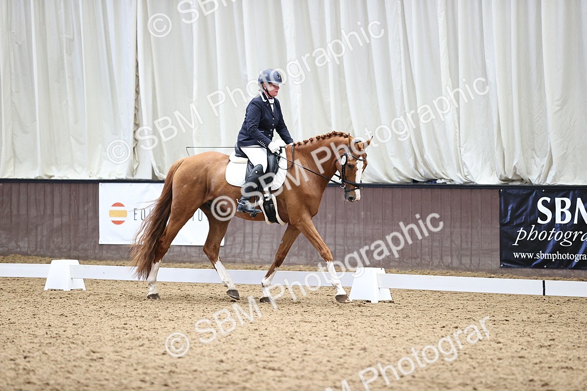 SBM_001344 - Novice 4 - 11.15-13.22