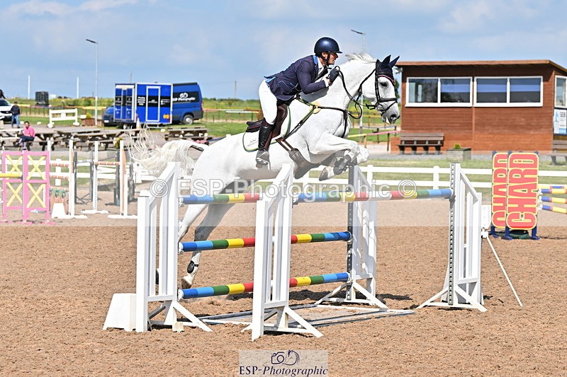 240605A-163240-01088 - Cls 6 National 1.30m and 1.40m