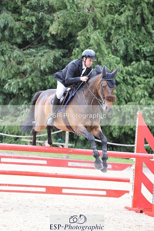 240615-131122-01563 - Cls 4 Snr Newcomers and 1.10m Open