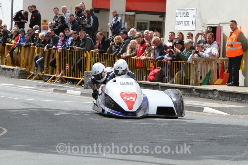 Kevin Thornton & Wayne Kemp - Sure Sidecar Race 2