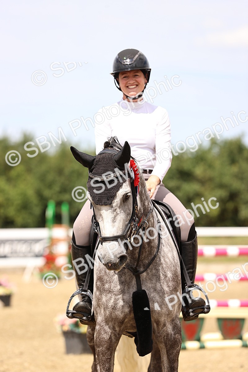 SBM_002121 - Class 16 - GFS Senior Newcomers 1.25m