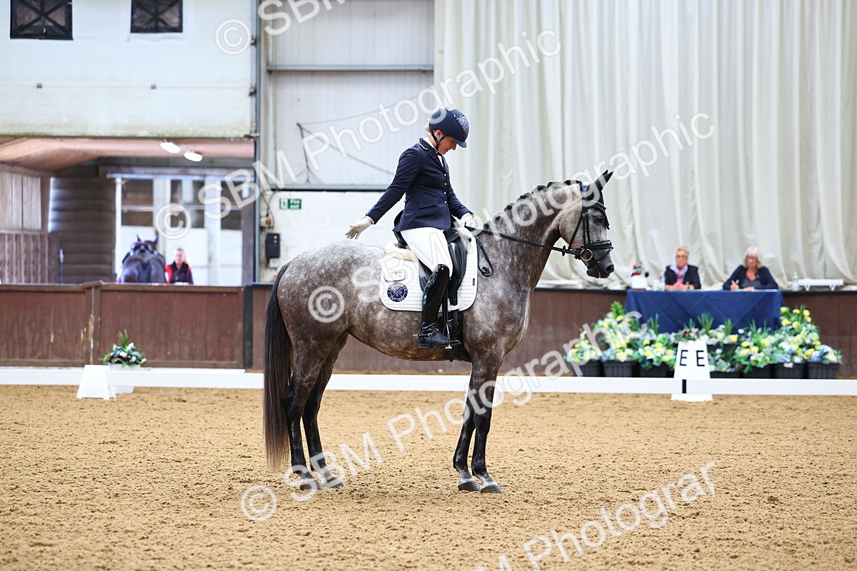 SBM_005641 - Class 5 - Novice 6 - 9.30-10.33