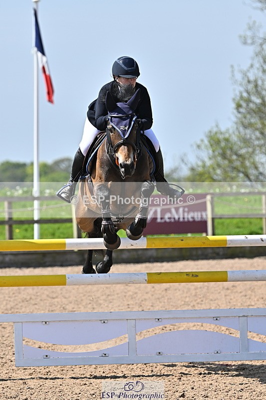 240509A-111149-01067 - Cls 9 Snr 1.20m Open