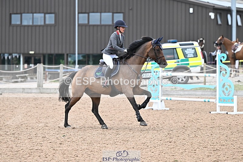 240828A-161538-01311 - Cls 5 Snr Foxhunter and 1.20m Open