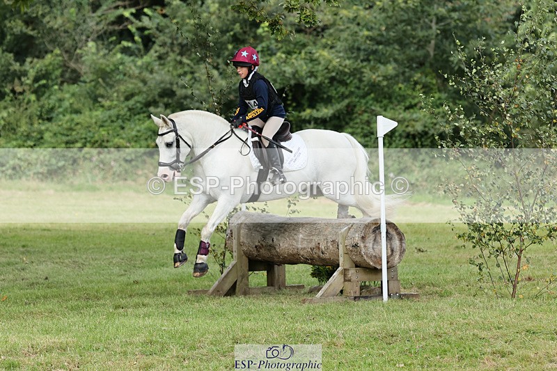 240825X-114747-32328 - 70cm XC 11.00 to 12.00