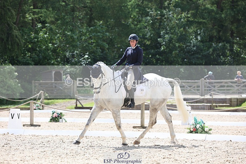 240523-142308-02812 - 225-SLEEHAUN_DANCER-Megan_Lawrence