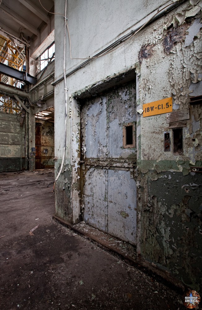 Philadelphia Naval Shipyard | Freight Elevator - Philadelphia Naval Shipyard