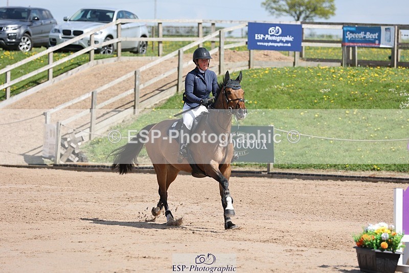 250427-125957-16899 - Cls 12 - 2 Star Big Tour L Ranking GP start to break