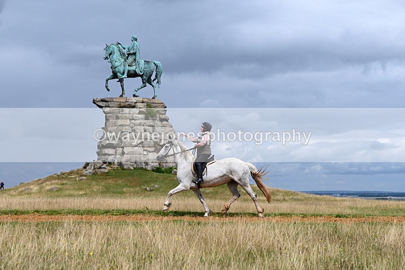DSC_7979 - Time at Statue 13:16 to 13:52