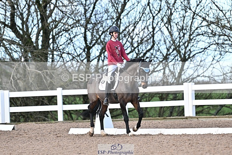 241214-122049-01570 - 132-Alys.Matravers-VORVASHILL.VERTIGO