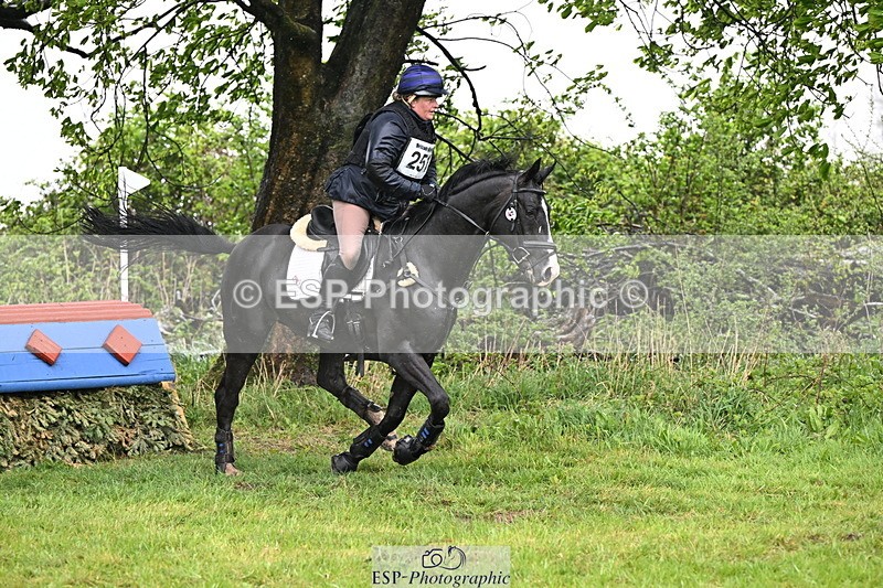 250418-140907-05442 - 251-Charlotte.Rowe-HEVANS.ROYAL.REVOLUTION