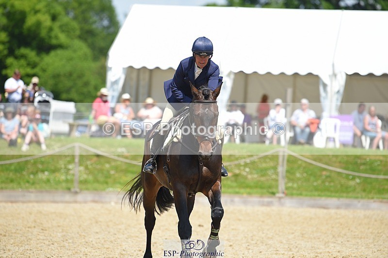 230528-120534-15527 - 326-GULLITH-Emily_Lochore-SUNTrotUp+SJ