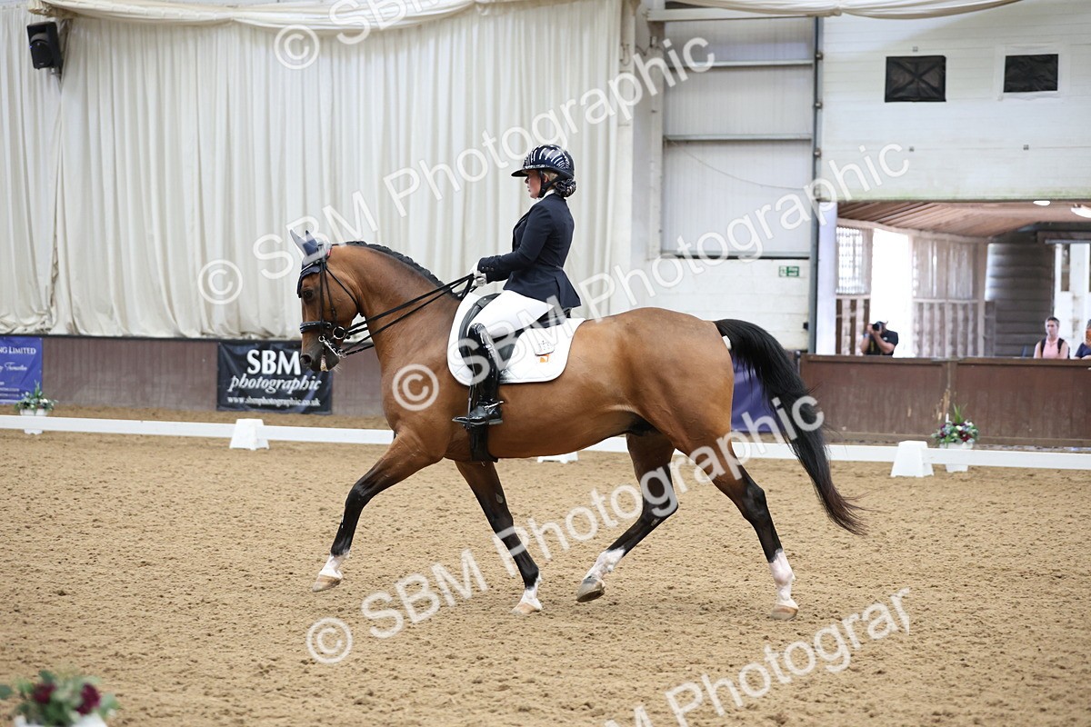 SBM_004050 - Class 8 - Advanced Medium 6 Silver