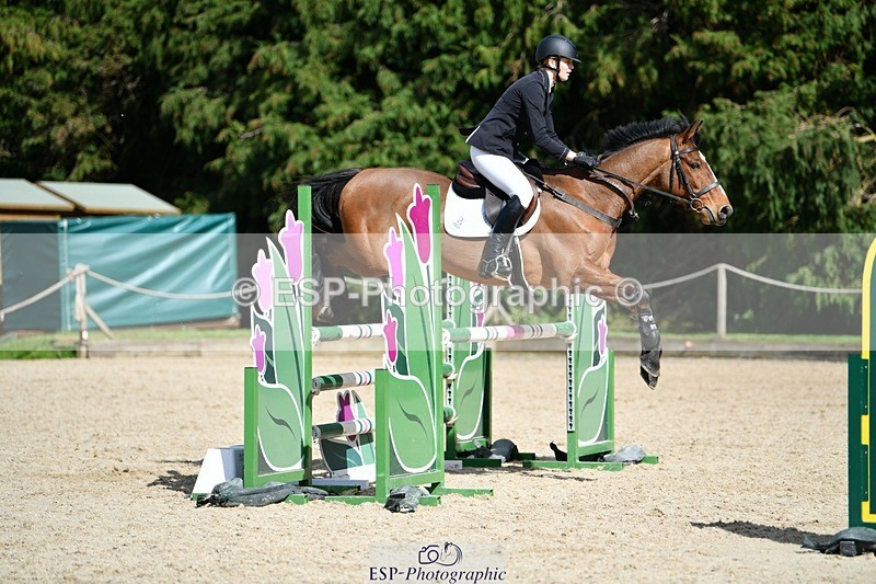 240324-130844-02795 - Cls 9 Snr 1.05m Open