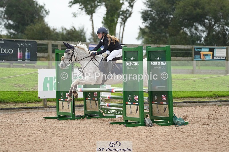 250920-102059-00597 - Cls 5 Pony British Novice and 80cm