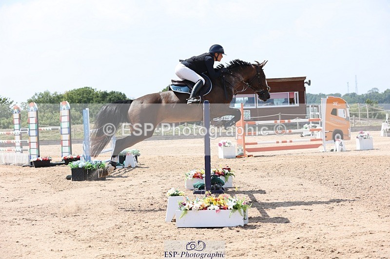 250725-142744-03311 - Cls 3 Snr Foxhunter