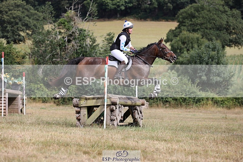 250802A-104736-00984 - B-059-Phoebe.Lagor-MY.QUALITY.GIRL