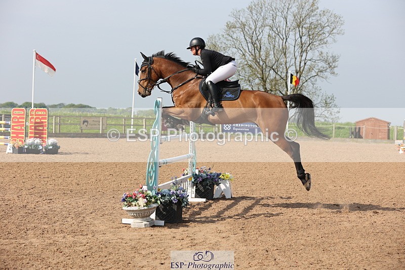 240511A-094119-11187 - Cls 32 Foxhunter