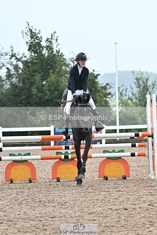 240925A-123242-00570 - Cls 3 Snr 1.05m Open