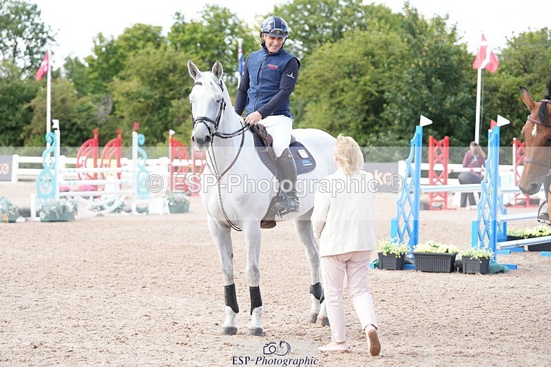 250720-105744-18882 - Cls 12, 1 Star Bronze Tour Accumulator