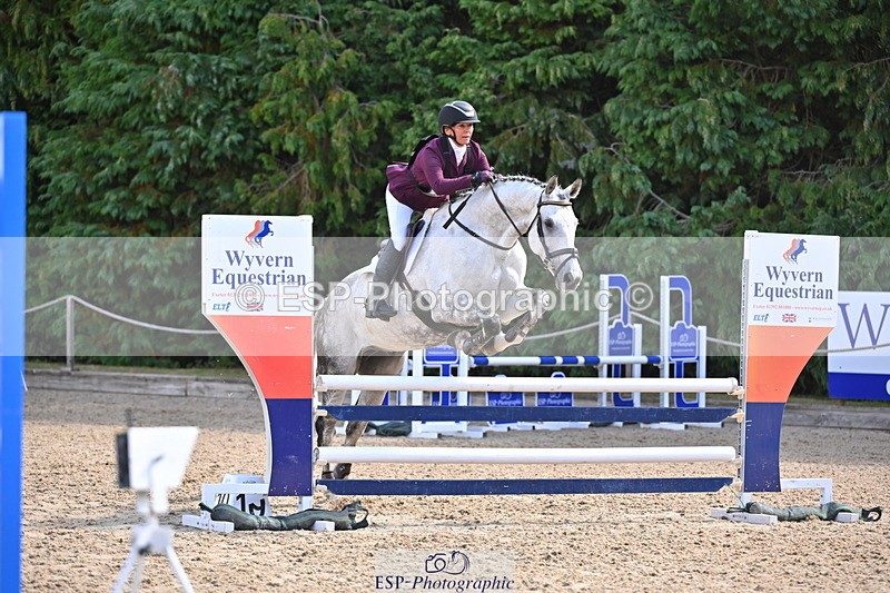 250802A-104038-00665 - C-117-Jacqueline.Cole-MIDNIGHT.MOON.DANCER